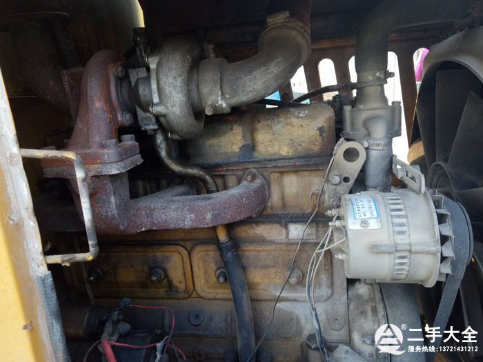 裝載機(jī)內(nèi)部結(jié)構(gòu) 裝載機(jī)內(nèi)部結(jié)構(gòu)