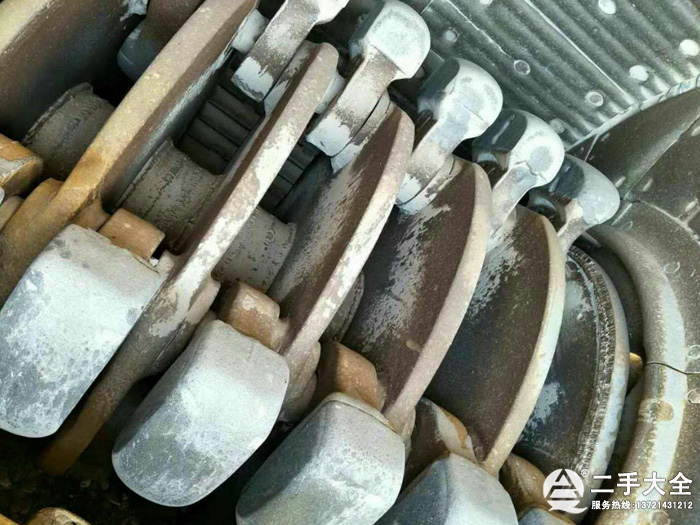 二手重錘破碎機(jī)內(nèi)部情況 二手重錘破碎機(jī)內(nèi)部情況