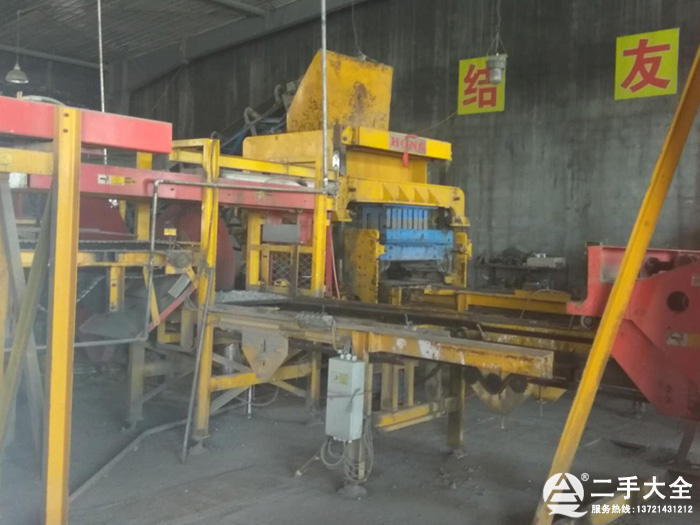 全自動(dòng)砌塊成型機(jī) 全自動(dòng)砌塊成型機(jī)