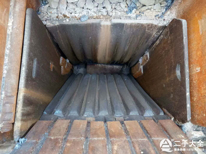 二手顎破機(jī)顎板情況 二手顎破機(jī)顎板情況