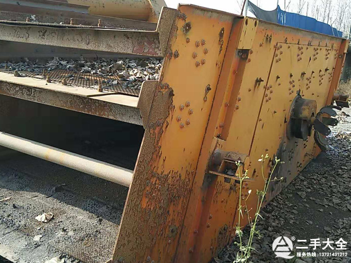 4層振動篩分設(shè)備 4層振動篩分設(shè)備