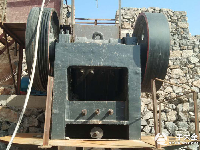 600×900顎式破碎機 600×900顎式破碎機