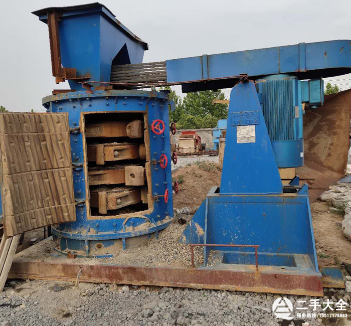 1500板錘制砂機(jī) 1500板錘制砂機(jī)