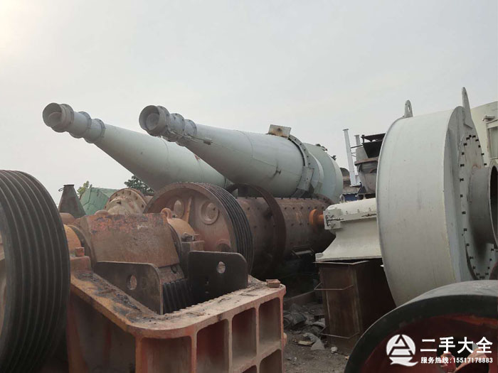 ���L���m��