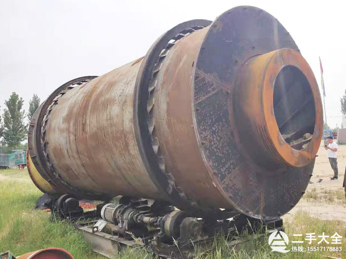 大型三筒烘干機(jī) 大型三筒烘干機(jī)