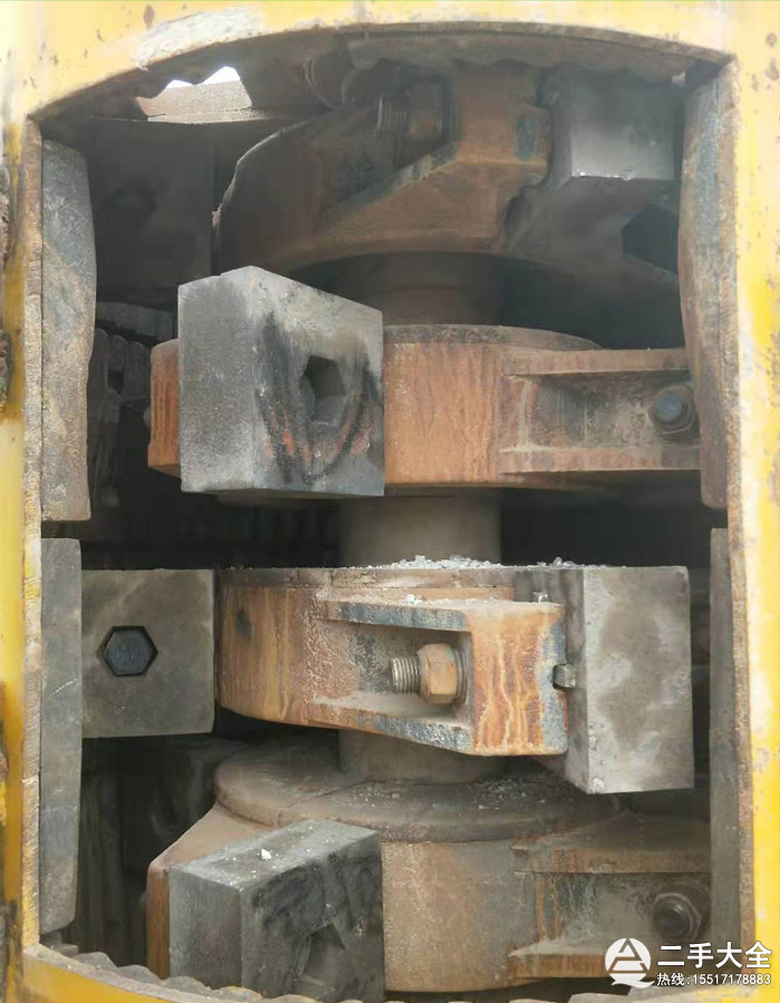 立式數(shù)控制砂機內(nèi)部 立式數(shù)控制砂機內(nèi)部