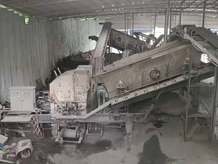 �Ƅ������O��վ