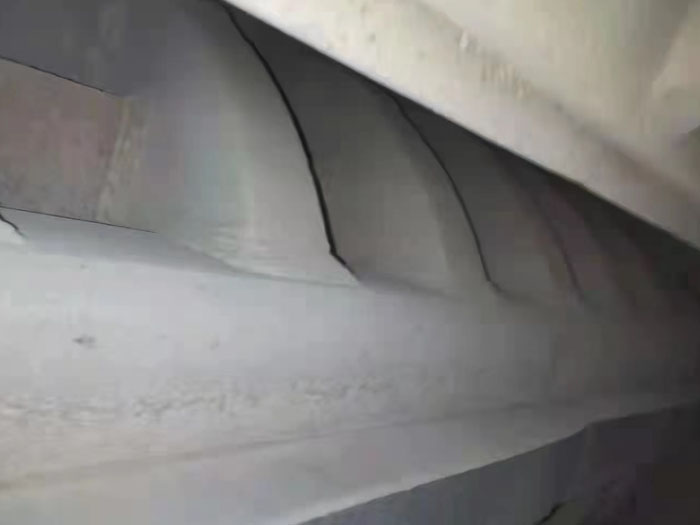 反擊破內(nèi)部磨損情況 反擊破內(nèi)部磨損情況