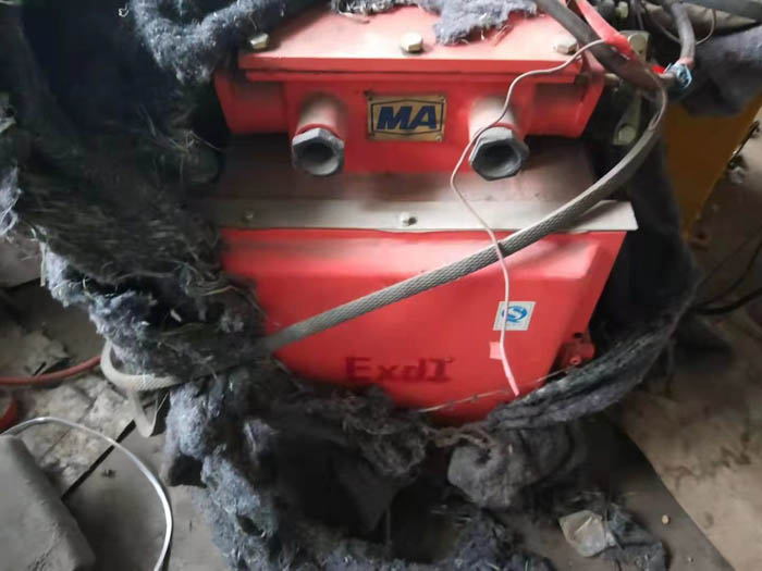 ���֏U�f�Cе