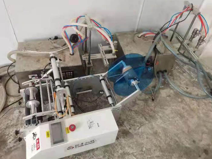 洗潔精生產(chǎn)設(shè)備 洗潔精生產(chǎn)設(shè)備