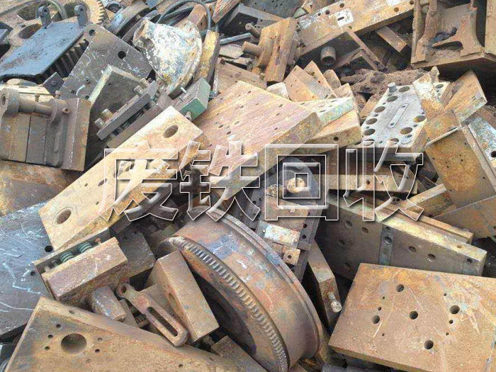 �U�F����