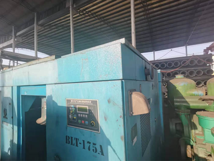 ú�V���ݗU�Չ��C