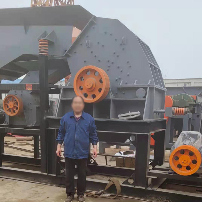 重錘破碎機(jī) 重錘破碎機(jī)