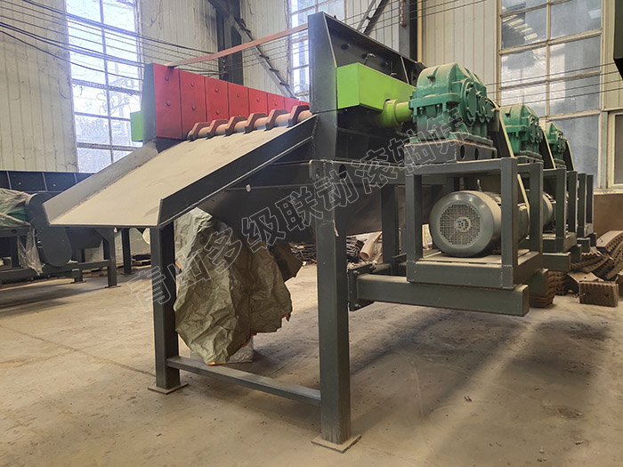 礦用多級(jí)聯(lián)動(dòng)滾軸篩 礦用多級(jí)聯(lián)動(dòng)滾軸篩