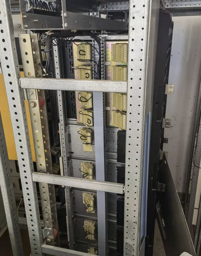 機(jī)場(chǎng)舊物資處置 機(jī)場(chǎng)舊物資處置