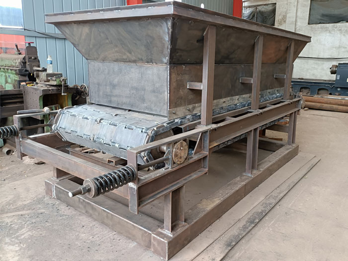 輕型板式給料機(jī) 輕型板式給料機(jī)