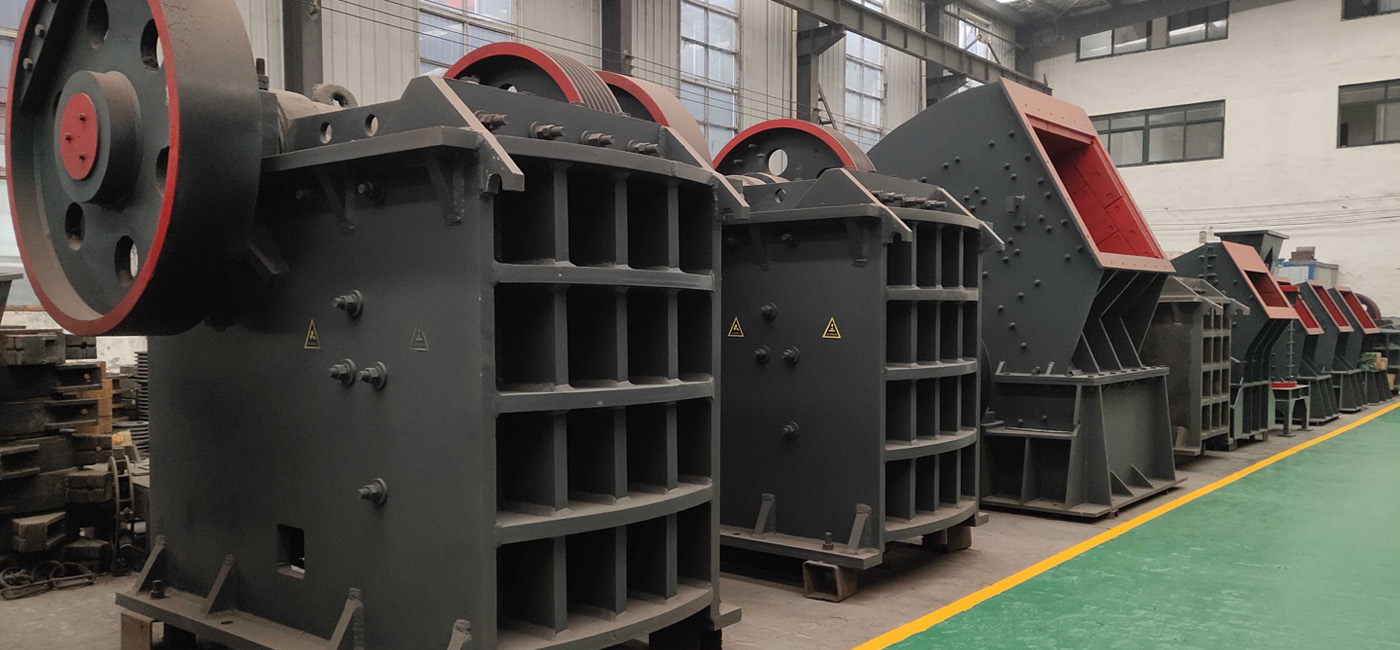 礦山設(shè)備車間實(shí)拍 礦山設(shè)備車間實(shí)拍